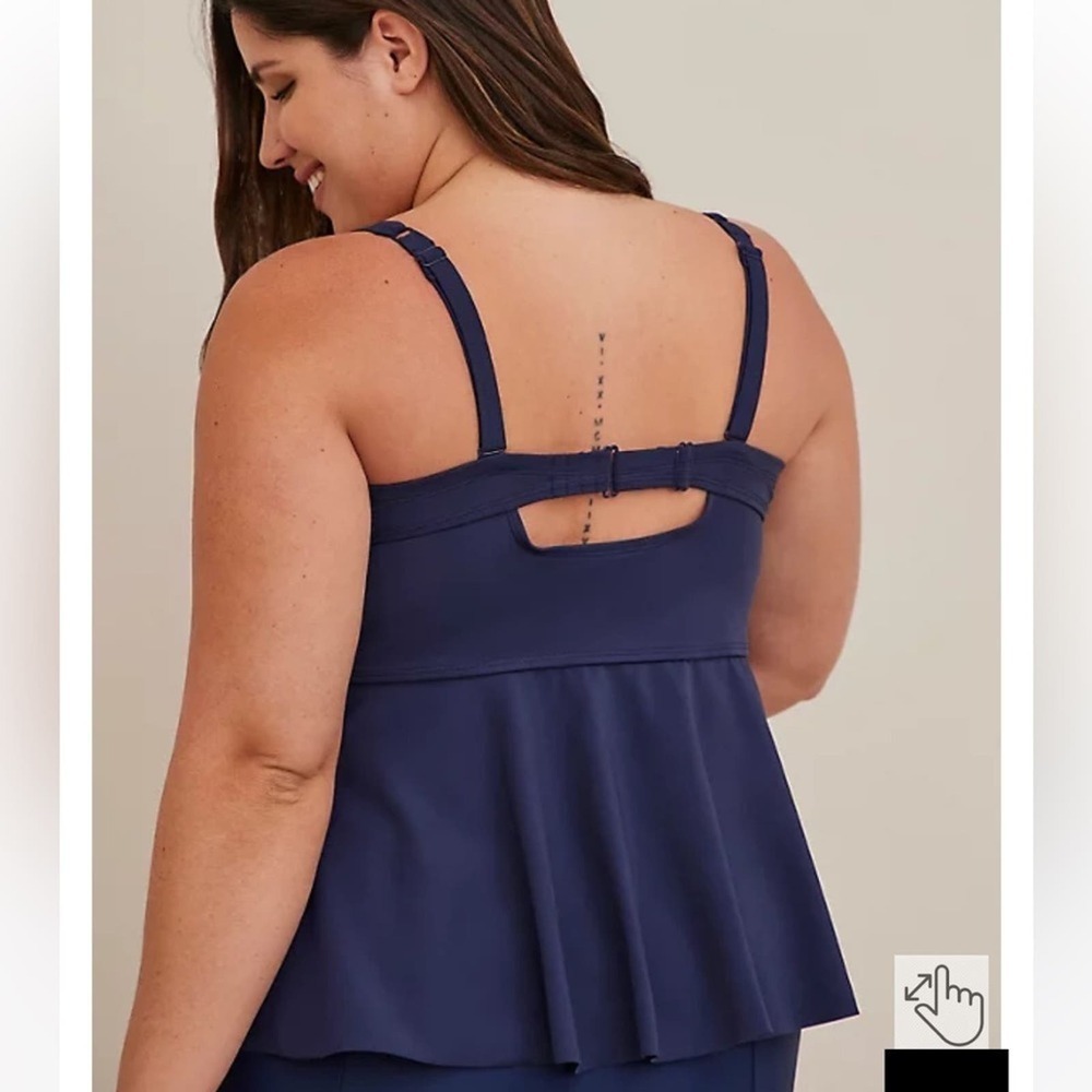 New! Torrid sz 2 Peplum Swim Bathing Suit Top 2X - Picture 3 of 4